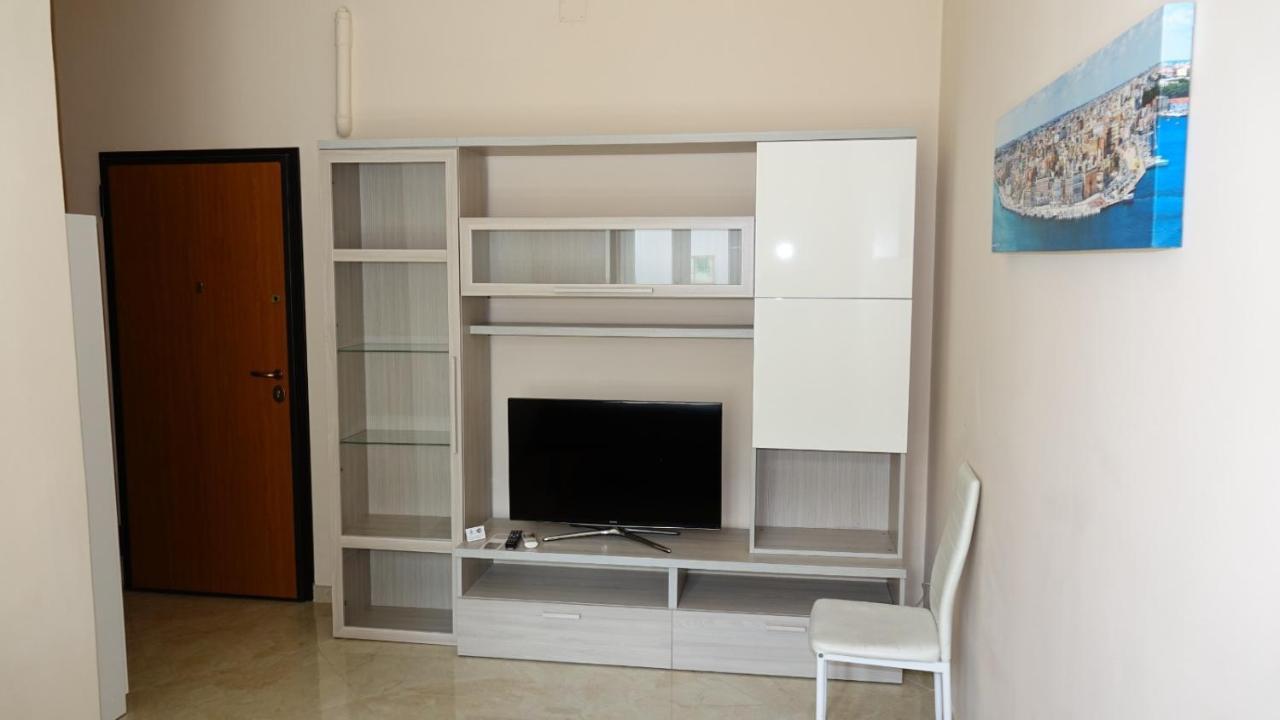 ברינדיזי Cairoli Exclusive Rooms & Suite מראה חיצוני תמונה