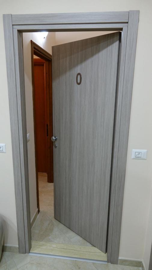 ברינדיזי Cairoli Exclusive Rooms & Suite מראה חיצוני תמונה