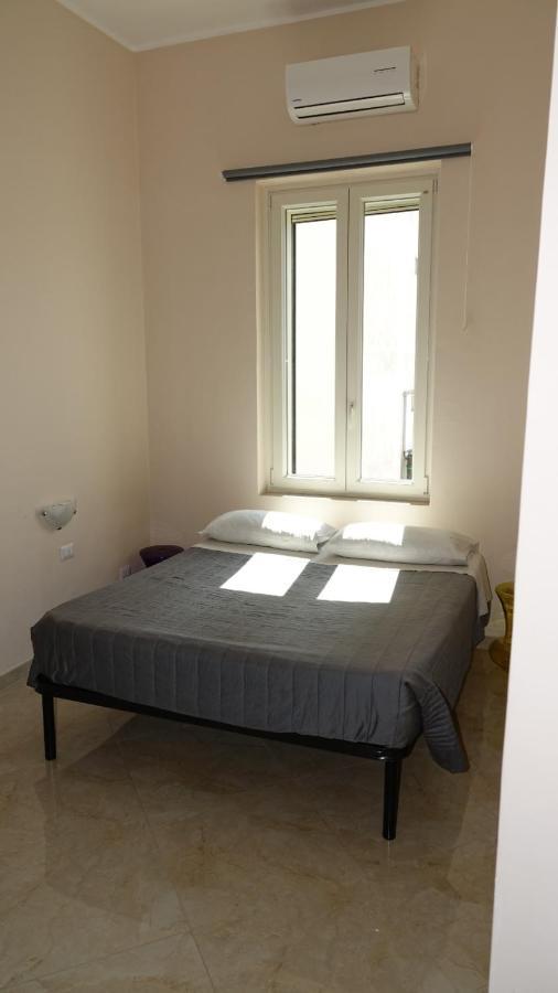 ברינדיזי Cairoli Exclusive Rooms & Suite מראה חיצוני תמונה