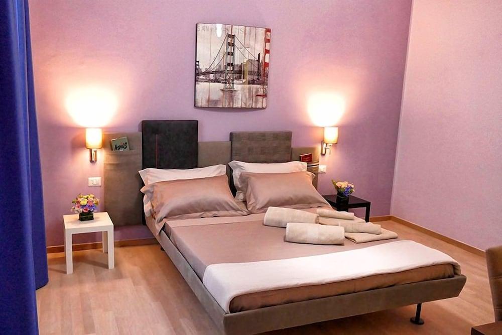 ברינדיזי Cairoli Exclusive Rooms & Suite מראה חיצוני תמונה