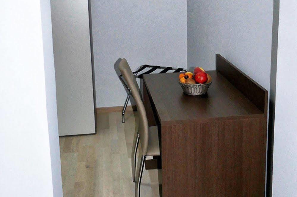 ברינדיזי Cairoli Exclusive Rooms & Suite מראה חיצוני תמונה
