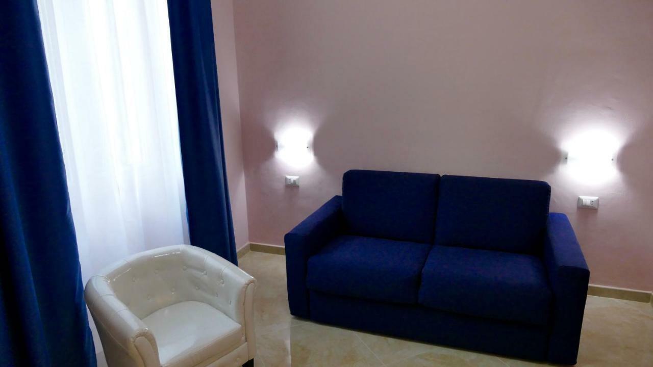 ברינדיזי Cairoli Exclusive Rooms & Suite מראה חיצוני תמונה