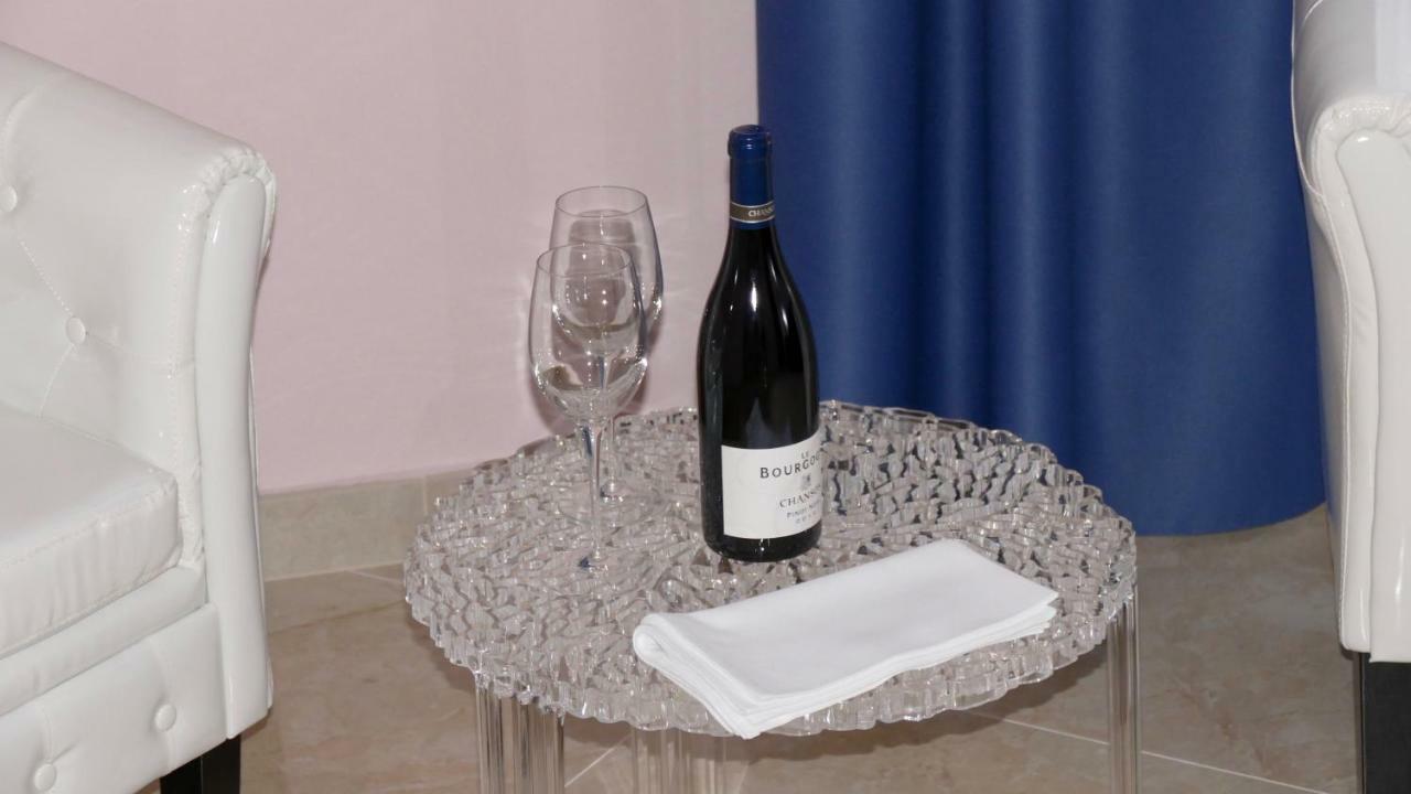 ברינדיזי Cairoli Exclusive Rooms & Suite מראה חיצוני תמונה